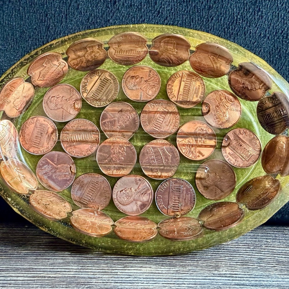 Unique Green and Copper Penny Tray/Trinket Dish/Soap Dish - Picture 4 of 8